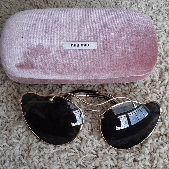 Original miu miu butterfly sunglasses like new - Picture 3 of 4